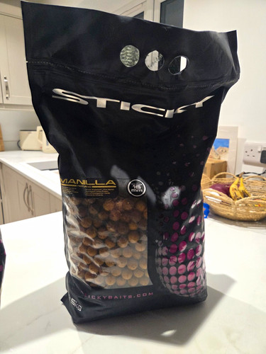 Sticky baits manilla boilies - manilla,